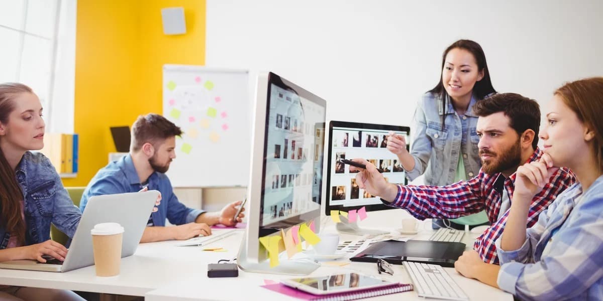 How to Start a Side Hustle Even With a Full-Time Job