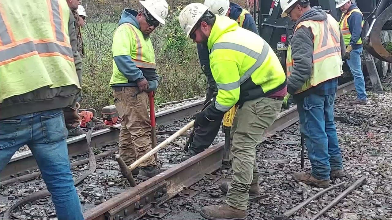 Fast &amp; Reliable Emergency Railroad Repair Services