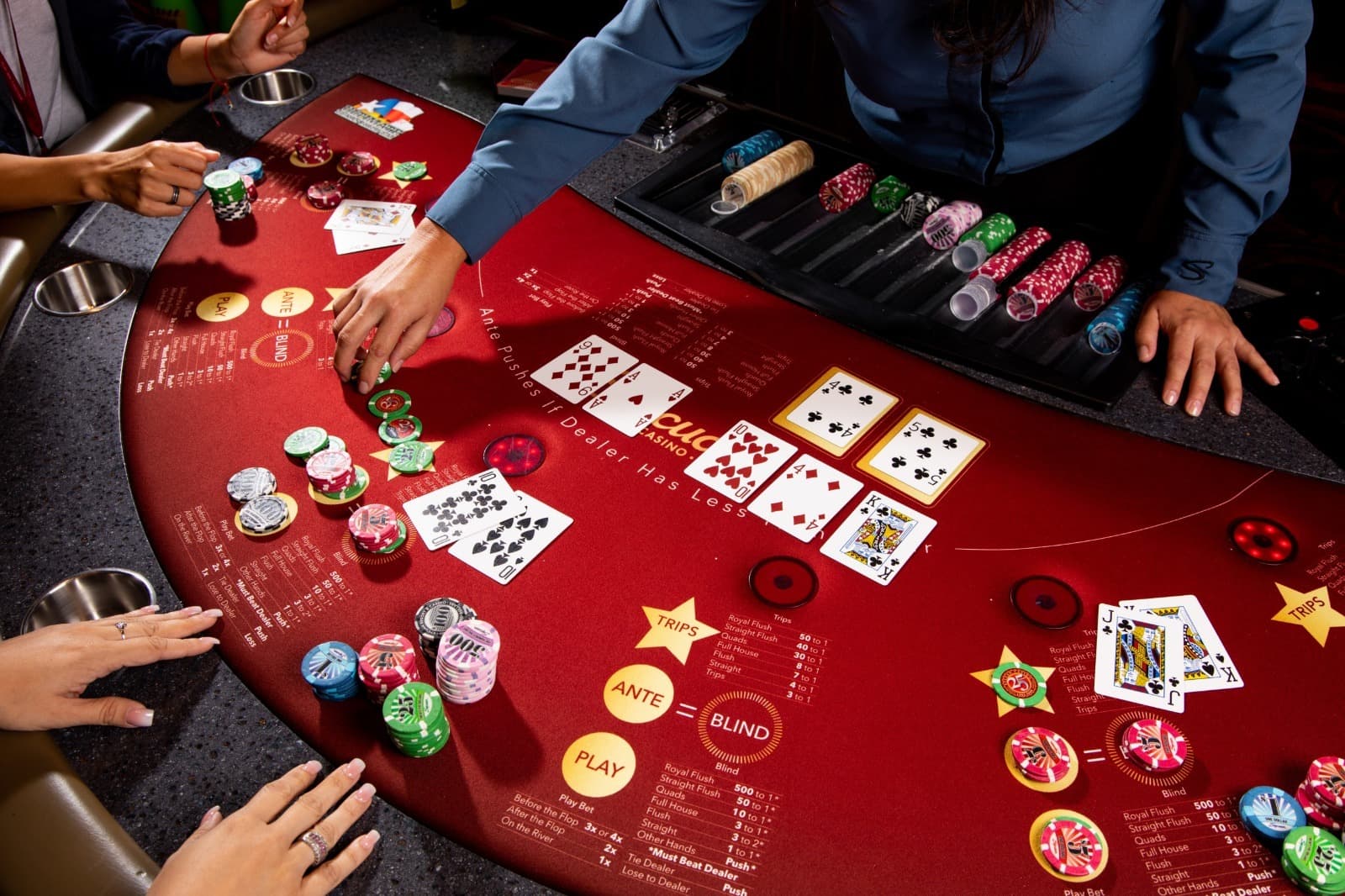 MERCONTOTO Tempat Bermain Slot, Togel, dan Live Casino Terpopuler