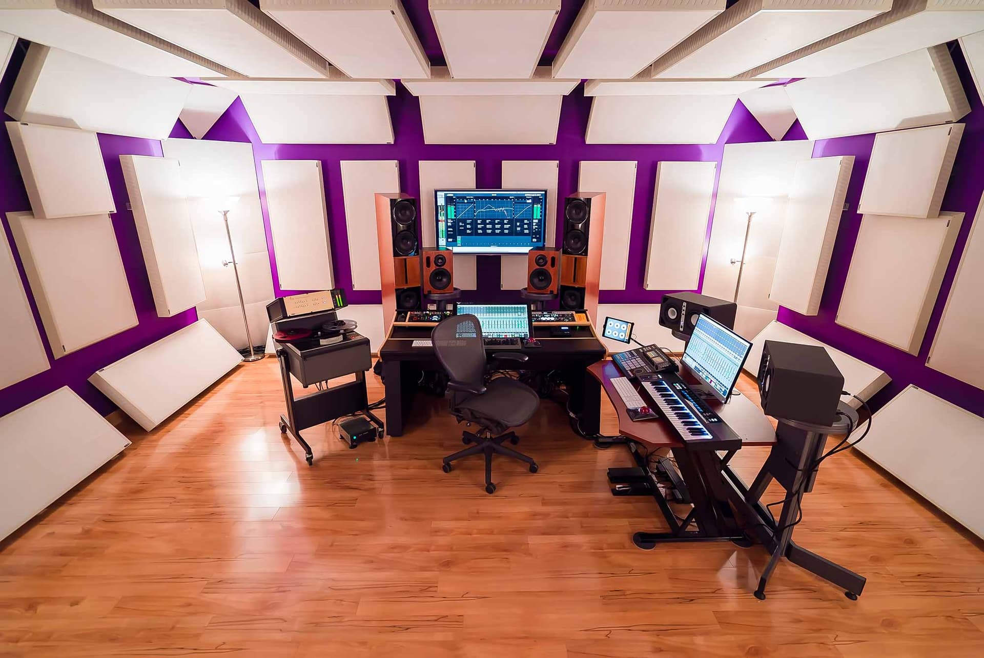 Online Mastering for High-Quality Digital Releases
