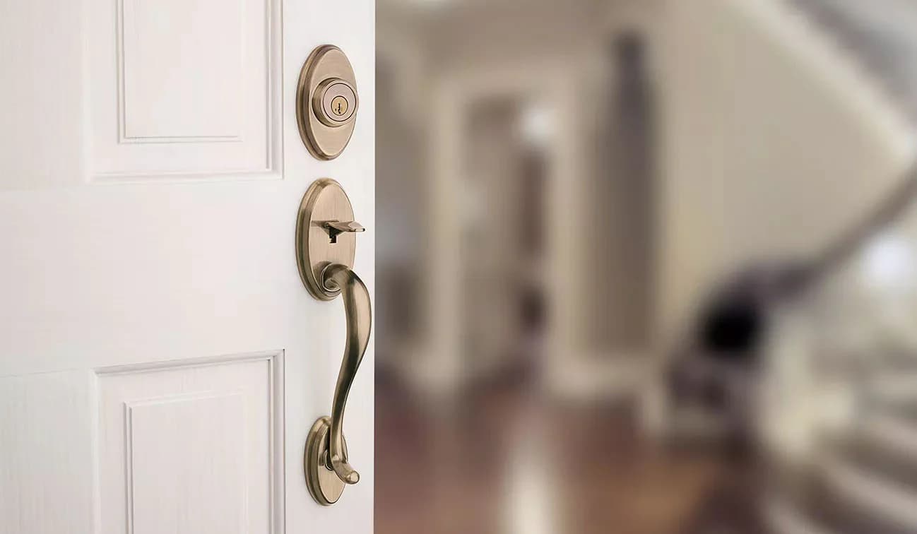 Best Online Shops for Commercial Door Hardware: 7 Top Picks