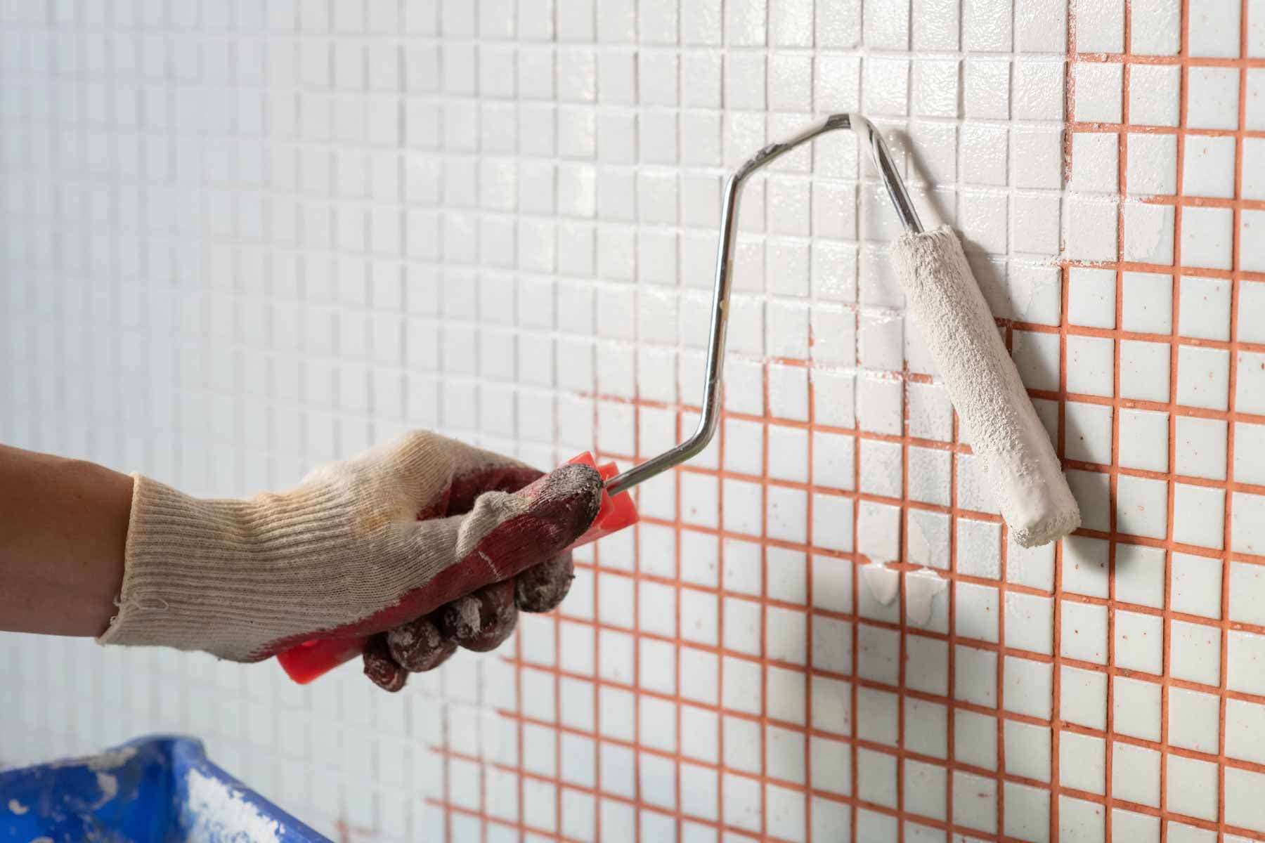 Expert Tile Refinishing Services for a Fresh Look