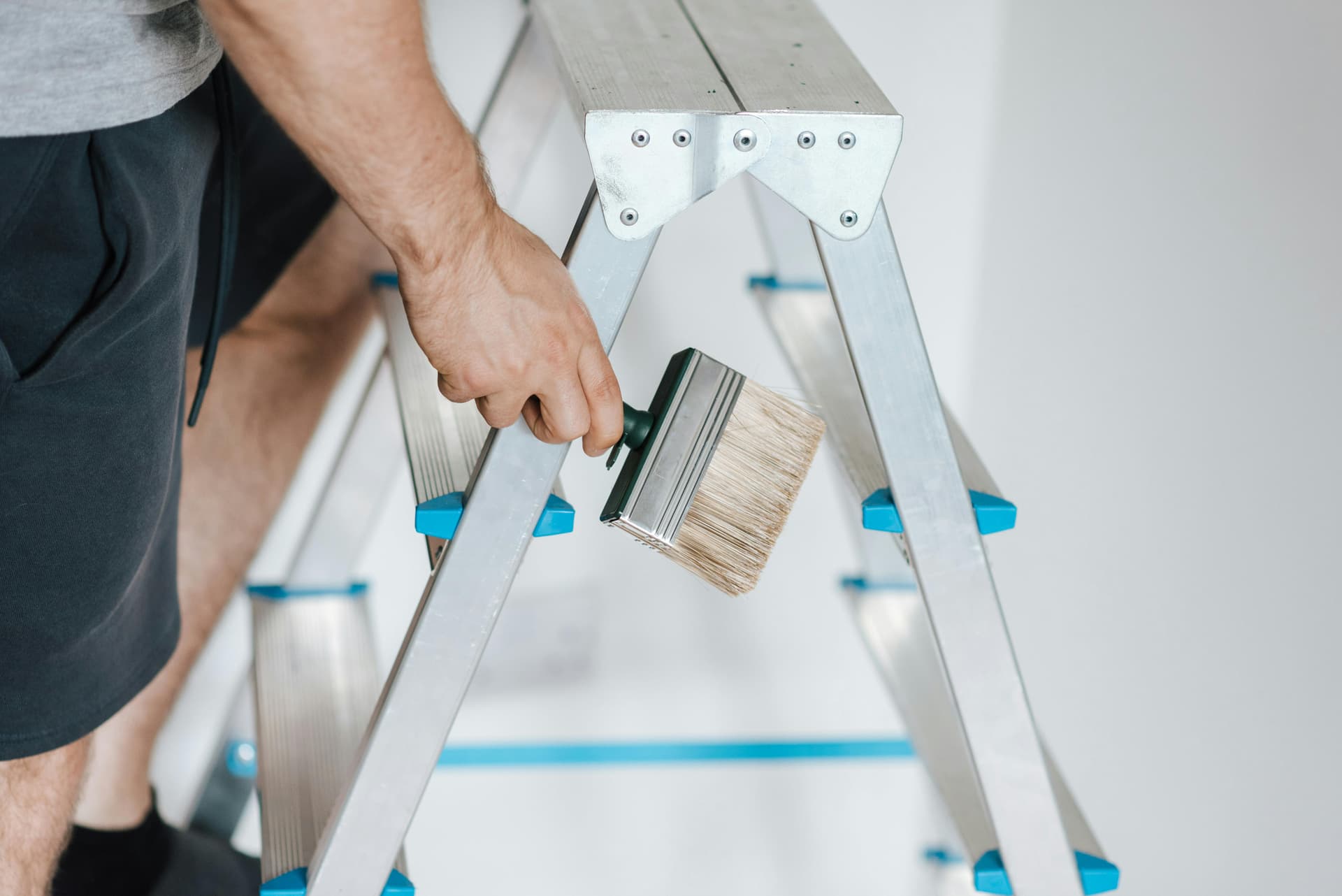 Experienced Commercial Interior Painter Minneapolis for Lasting Results