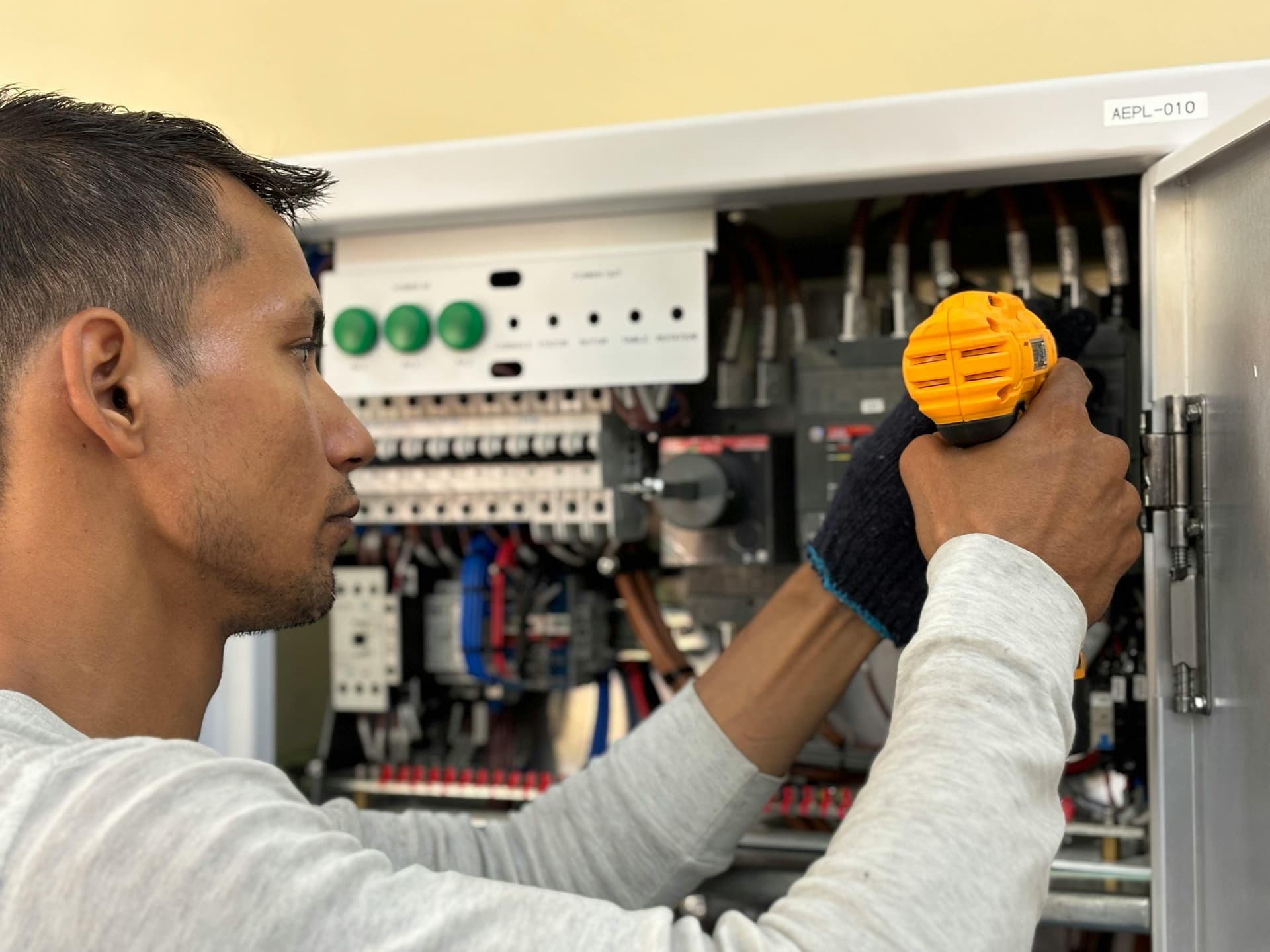 Electrical Home Inspection Services to Protect Your Family