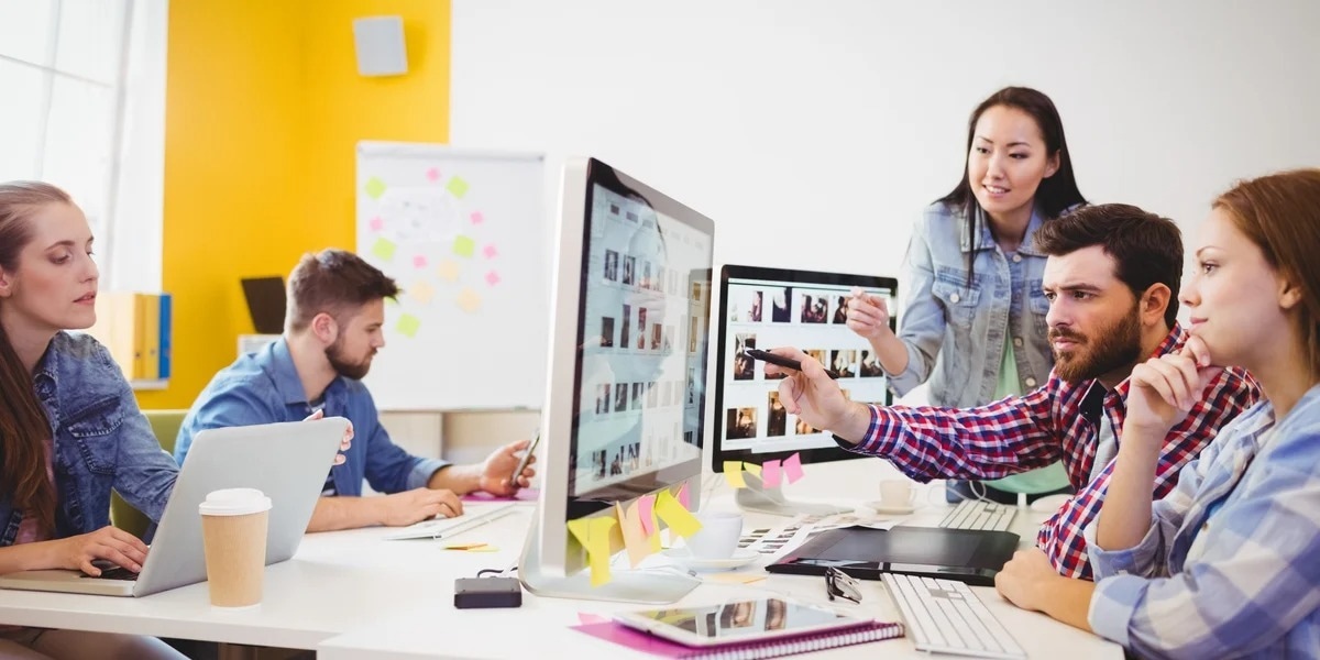 How to Start a Side Hustle Even With a Full-Time Job