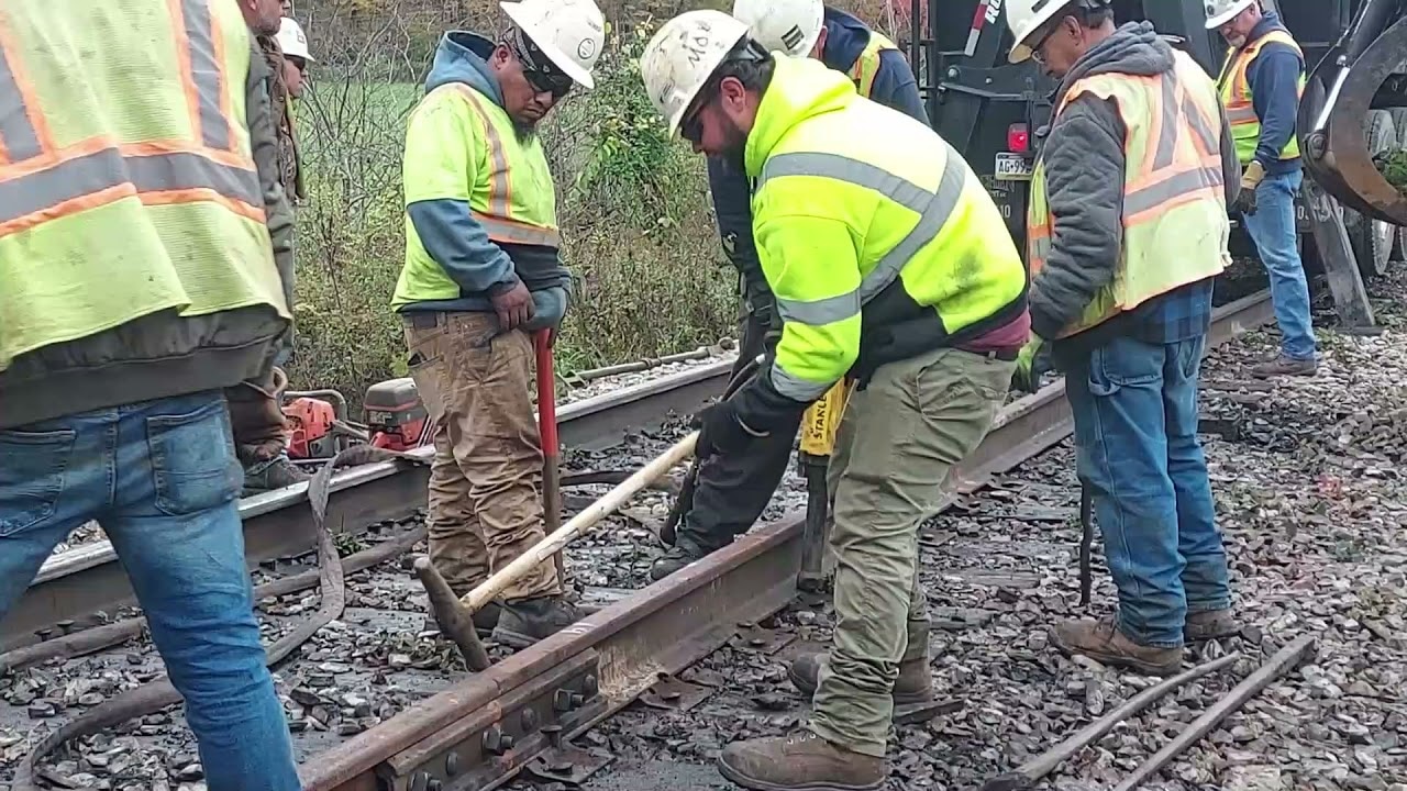 Fast &amp; Reliable Emergency Railroad Repair Services