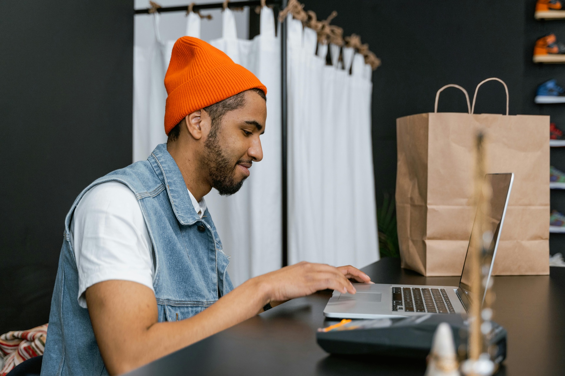Launch Your Restaurant's Official Website and Start Receiving Orders Online