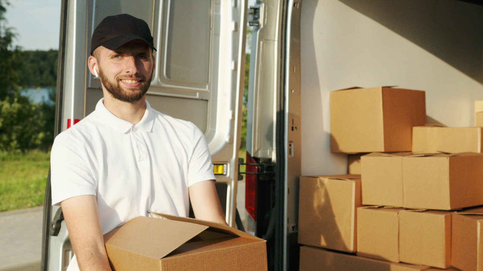 10 Reasons to Hire a Professional Removals Company